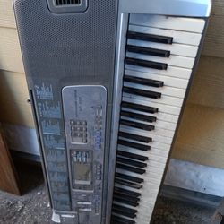 Piano Keyboard 