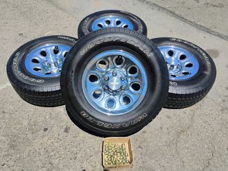 Chevy and GMC wheels 265/70/17" Goodyear