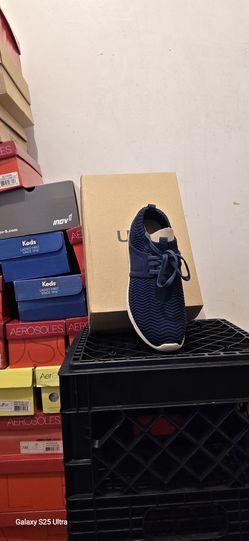 Women's shoes