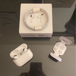 Airpods Pros MagSafe Charging Case