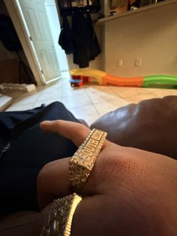 Double Finger Ring “south Side” 10kt 13.8g