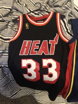 Alonzo Mourning jersey sz S $40
