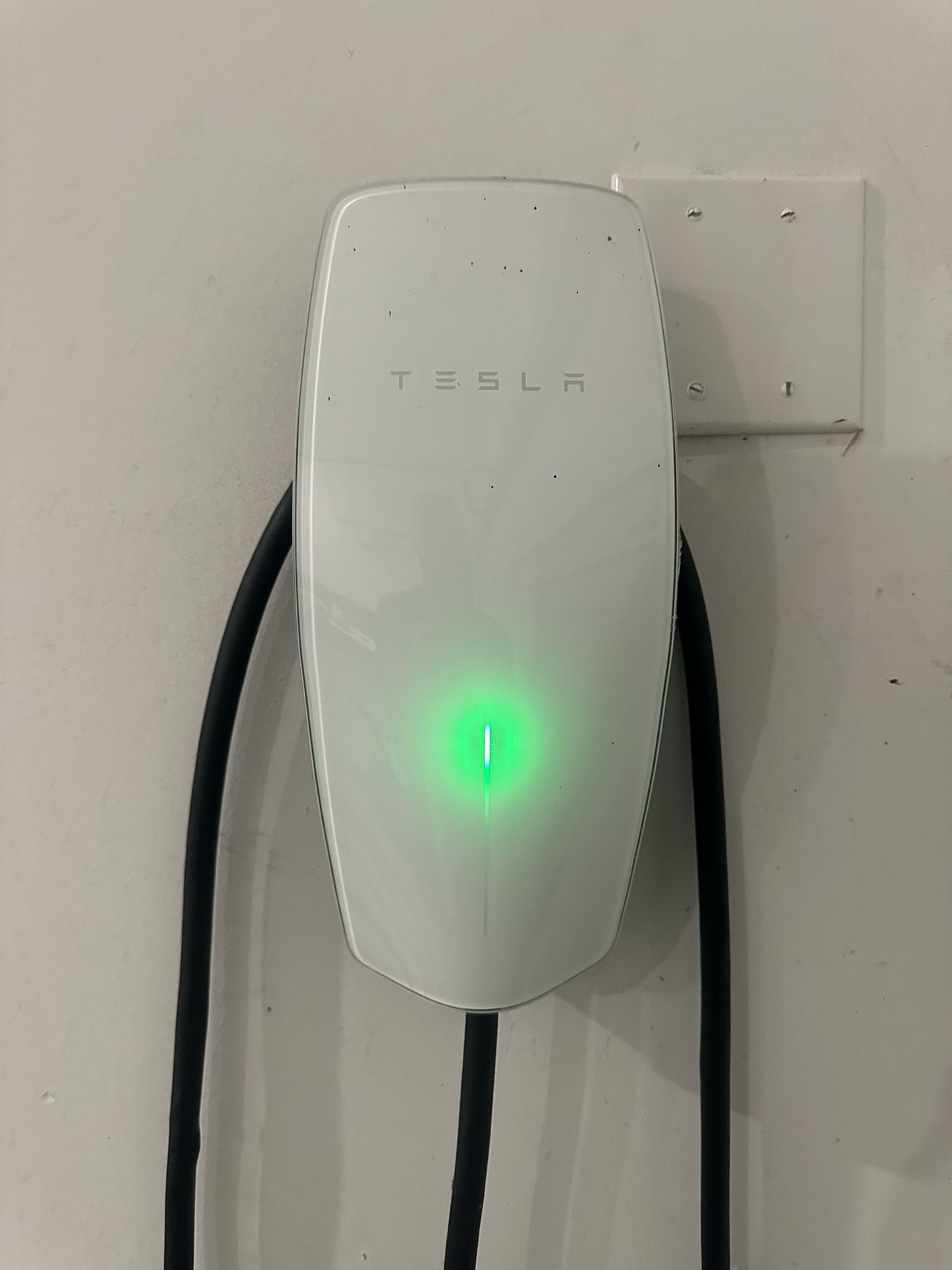 Tesla Wall Charger (Long wire)