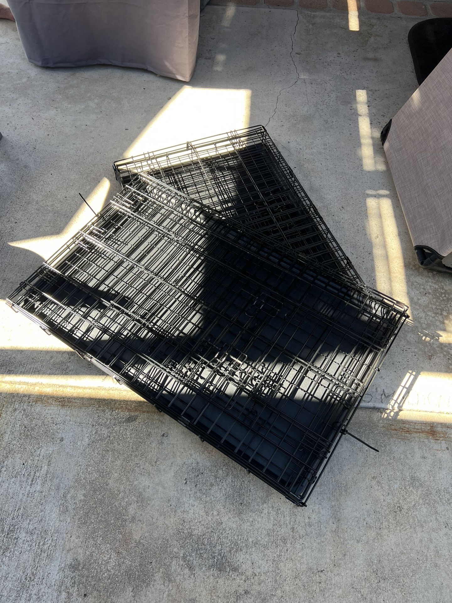 Medium Sized Dog Crates- Cage