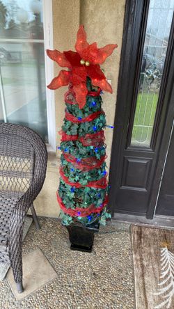 Outdoor/ Indoor Lighted Artificial Tree 