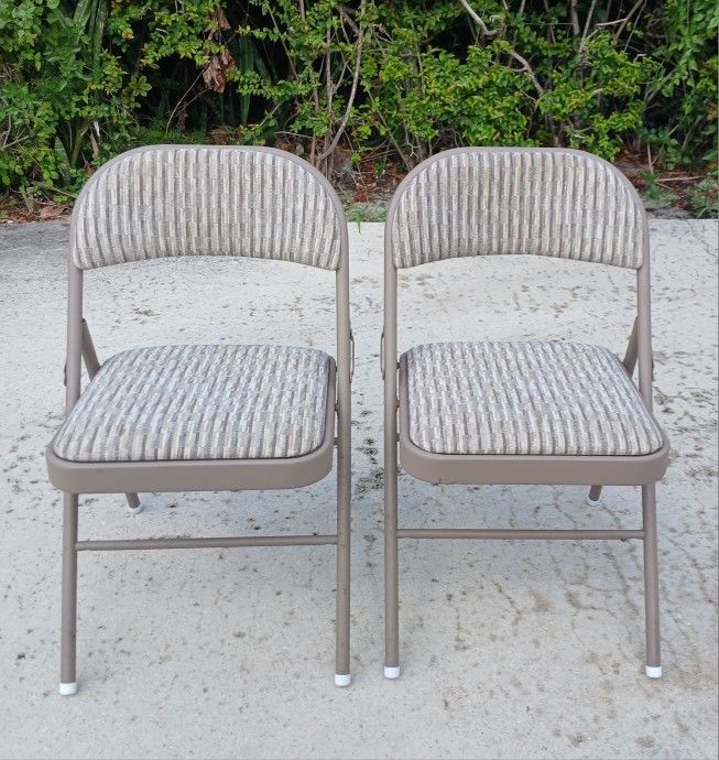 FOLDING CHAIRS-MANY AVAILABLE-$15 ea Or at My Discretion...
