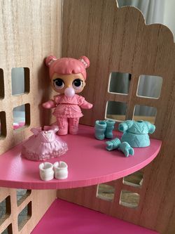 LOL Doll w/outfit change 
