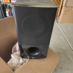 Surround Sound Speakers & Subwoofer