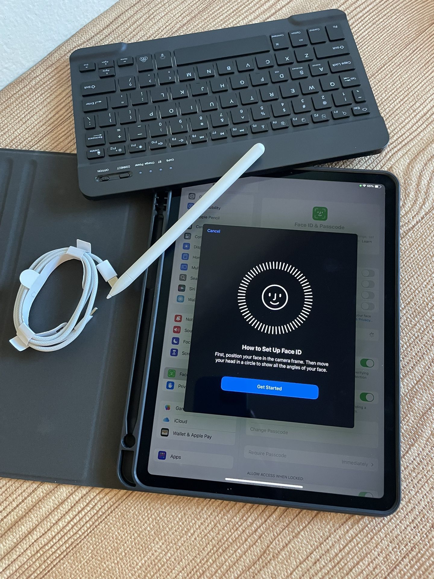 iPad Pro 11” (M1 chip / 2021 model) 3rd Generation 128GB with keyboard case,  pen & Accessories 