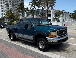 F-250 Super Duty 4x4, 7.3L Diesel, 2000, Great Shape!