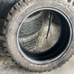 Selling These 35s 12.50 22 Wheels 