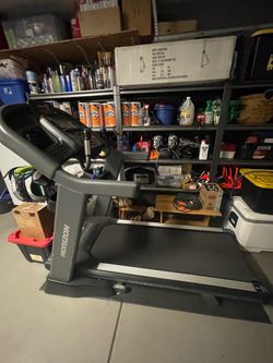 Horizon treadmill for sale