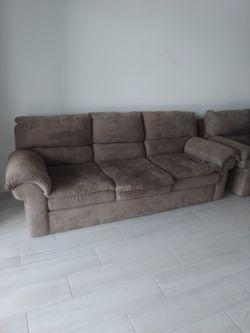 Sofa Barely Use Clean No Pet Home. Only 6 Month Old.