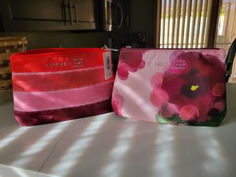 Clinique Pouch Bags