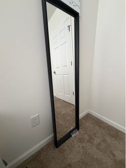IKEA MIRROR (Nissedal 16x60 class size)