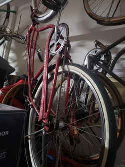 Schwinn Typhoon 1963-70 Series Beach Cruiser