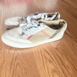 Burberry Beater Sneakers Size 9 Women’s
