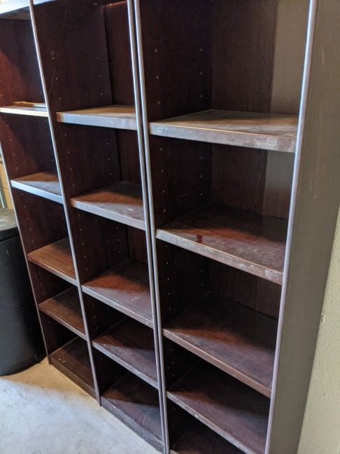 Free Shelving Fountain Hills