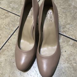 Naturalized Womens 7.5 Theresa Pumps Heels