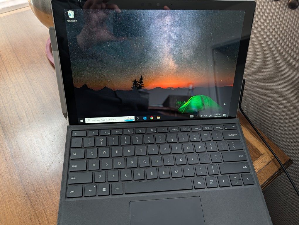 Surface Pro Gen 5 i7 16gb RAM 500gb SDD