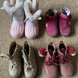 Toddlers Boots/Snowboots Size 8
