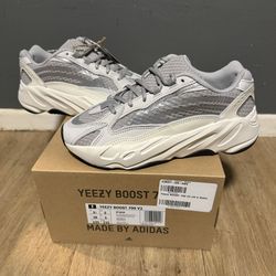 Adidas Yeezy Boost 700 V2 Static Size 5.5