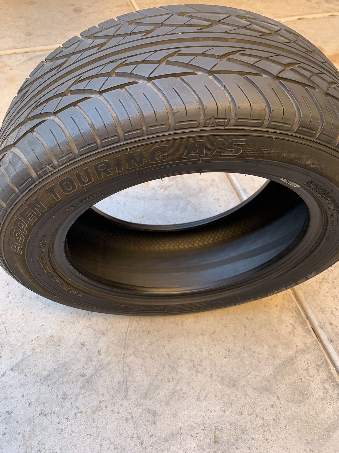 215/55/16 Aspen Touring Tire for Sale in Phoenix, AZ OfferUp