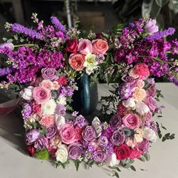 Gorgeous Fresh Flower Arrangement, pickup 10 February or 11 February only