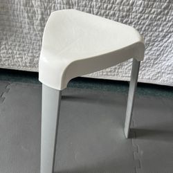Side Table/Shower Chair