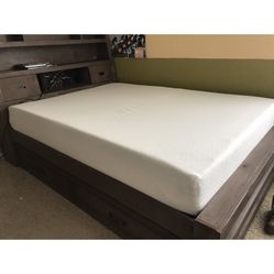 Montana brand full Size Bedroom Set w/Trundle