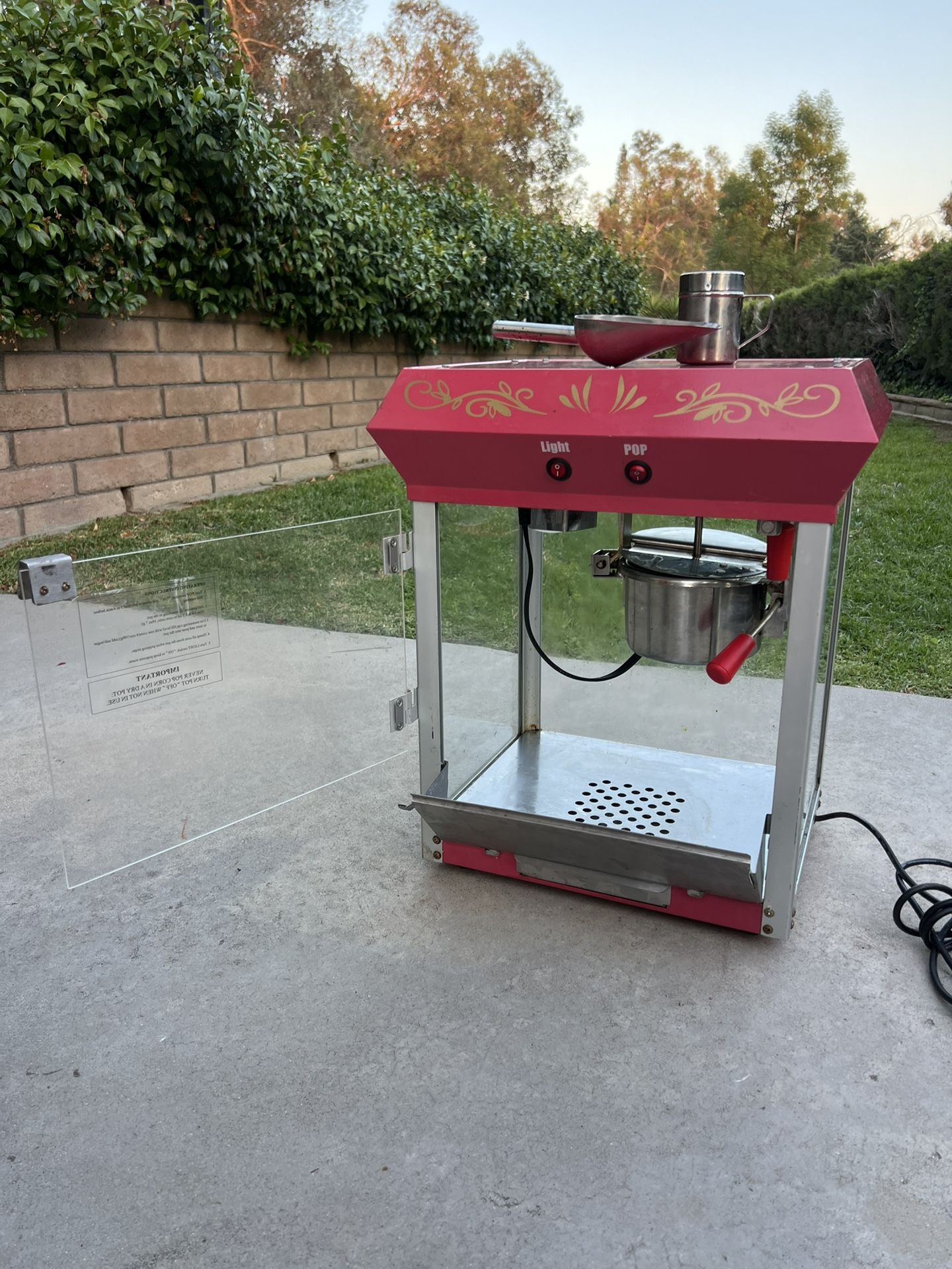 Vintage-Style Popcorn Machine