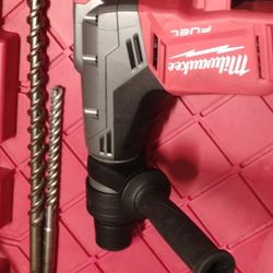 Milwaukee 18v SDS Fuel Roto hammer 