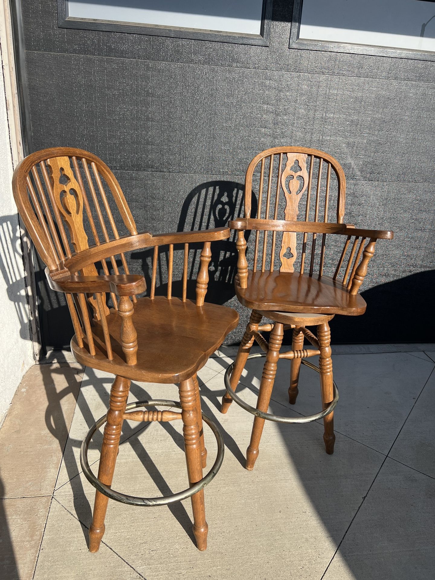Used Bar Top Solid Wood Stools
