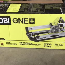 Ryobi One + 18v 5-1/2in Flooring Saw