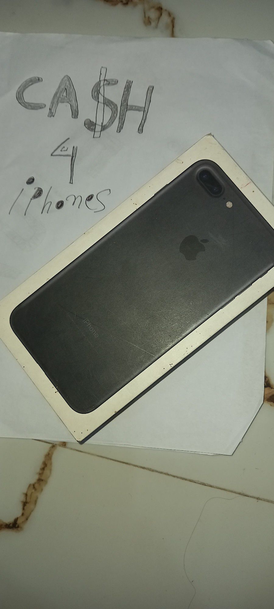 Selling iPhone 15 Pro Max 528 GB Used