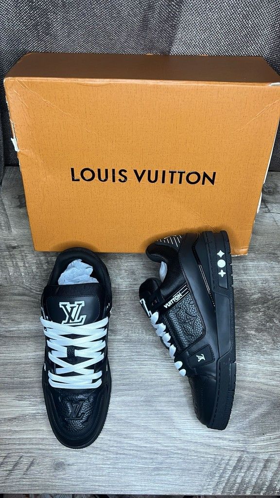 Louis Vuitton Men Shoes