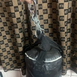 Everlast Heavy Punching Bag