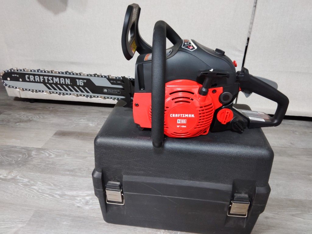Craftsman S165 16 in. 42 cc Gas Chainsaw