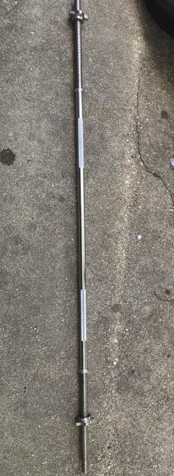 Barbell standard 6ft or 72 inches comes with collars