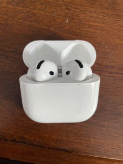 AirPods 4