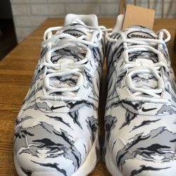 Nike Air Max Dn8 Premium "Summit White" Size 13