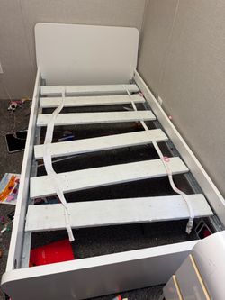 Twin bed frame