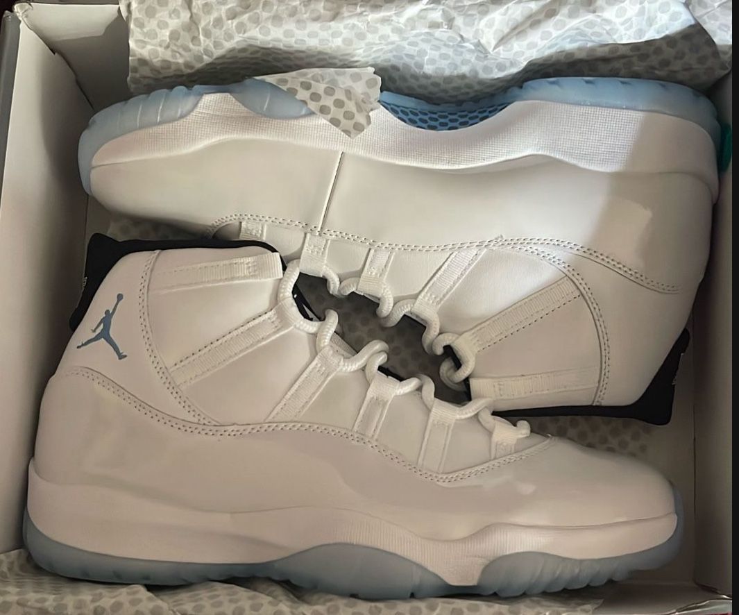 Brand New Jordan Retro 11 Legend Blues