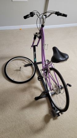 Schwinn Small 21-speed Bicycle With Training Stand