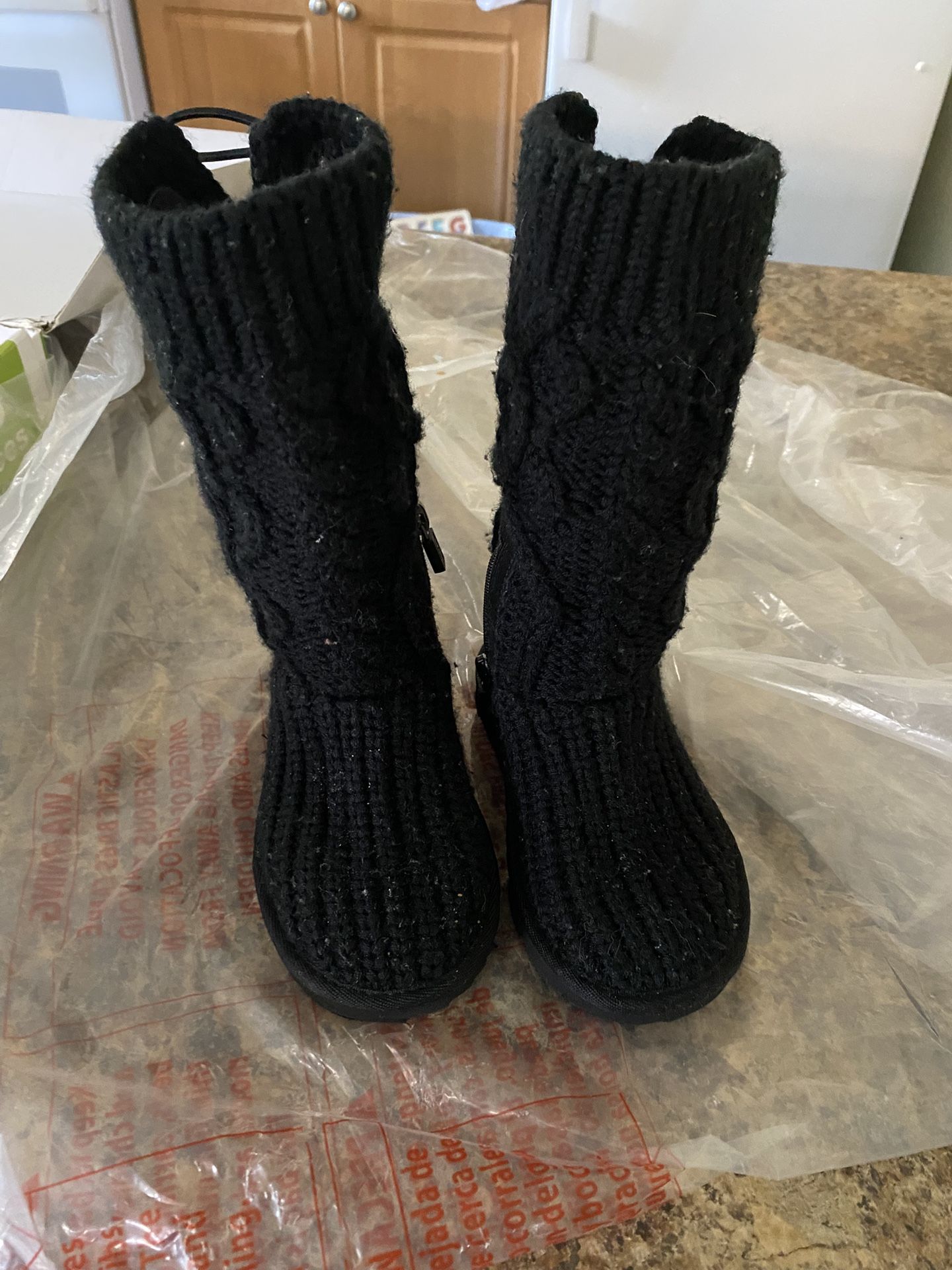 Ugg Boots Toddler Size 9