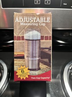 Adjustable Measuring Cup 