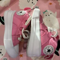 Sizev6 Toddler Converse $10