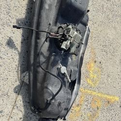 10-18 Mercedes Sprinter W906 3.0L DEF Tank Diesel Exhaust Fluid AdBlue Reservoir