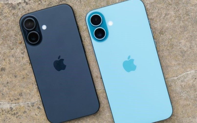 Unlocked iPhone 16 Smartphone