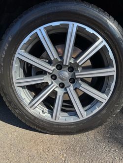Audi Q7 4 wheels tire+rims 20” 285/45/20